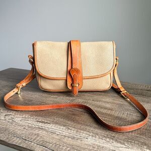 VINTAGE 90’s Dooney & Bourke 2 Tone All Weather Leather Crossbody Saddle BAG